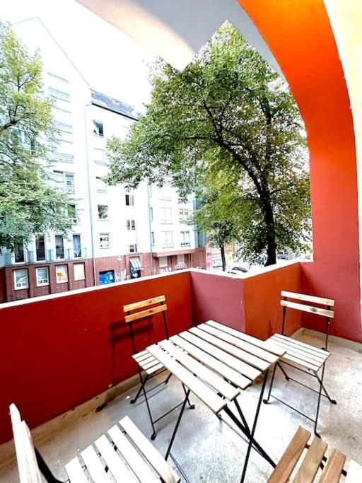 Schoenes Grosses Apartment Im Zentrum Berlins Luaran gambar
